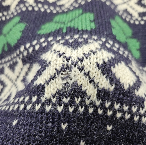 Blarney Castle Designs Sweater Medium Shamrocks Wool Fairisle - Picture 9 of 14